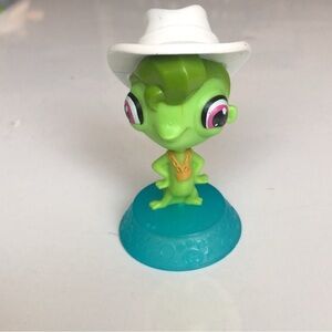 Littlest Pet Shop Vinnie Terrio McDonald’s Happy meal toy